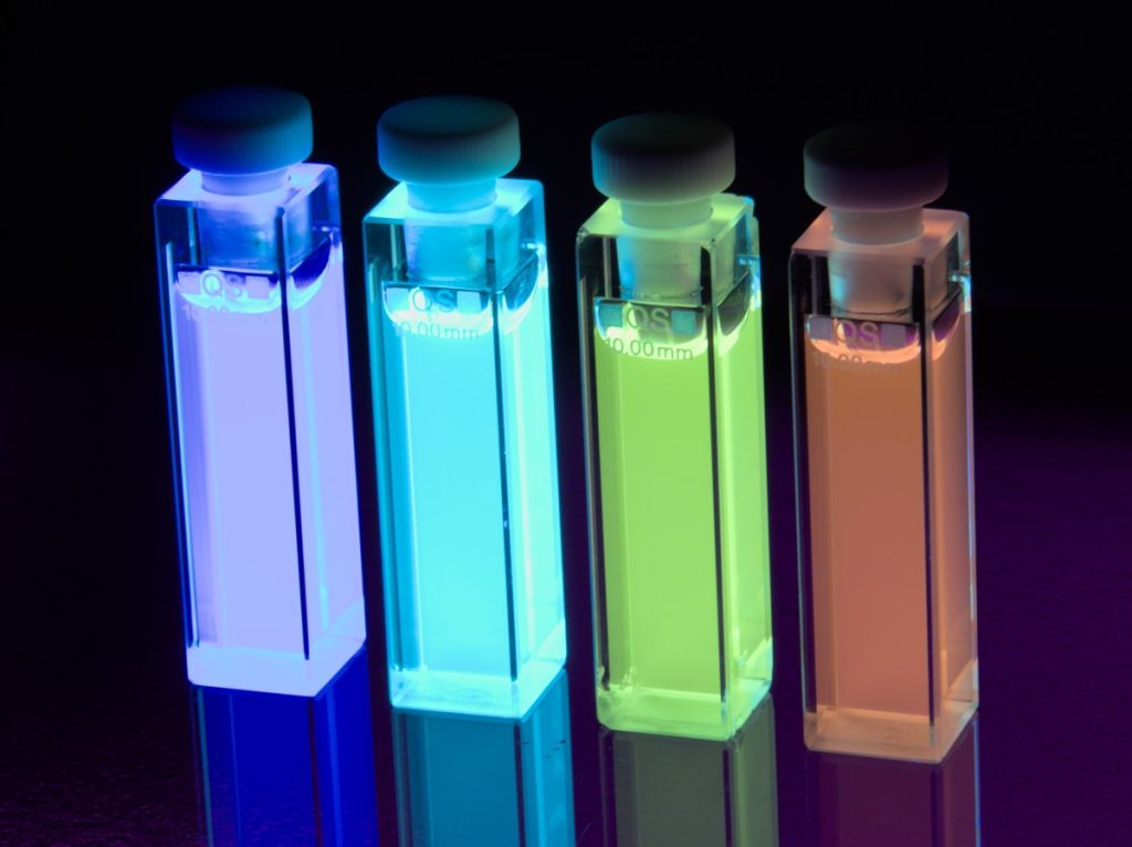 Fluorescing dyes developed during the project photographed under UV excitation. © 4for2