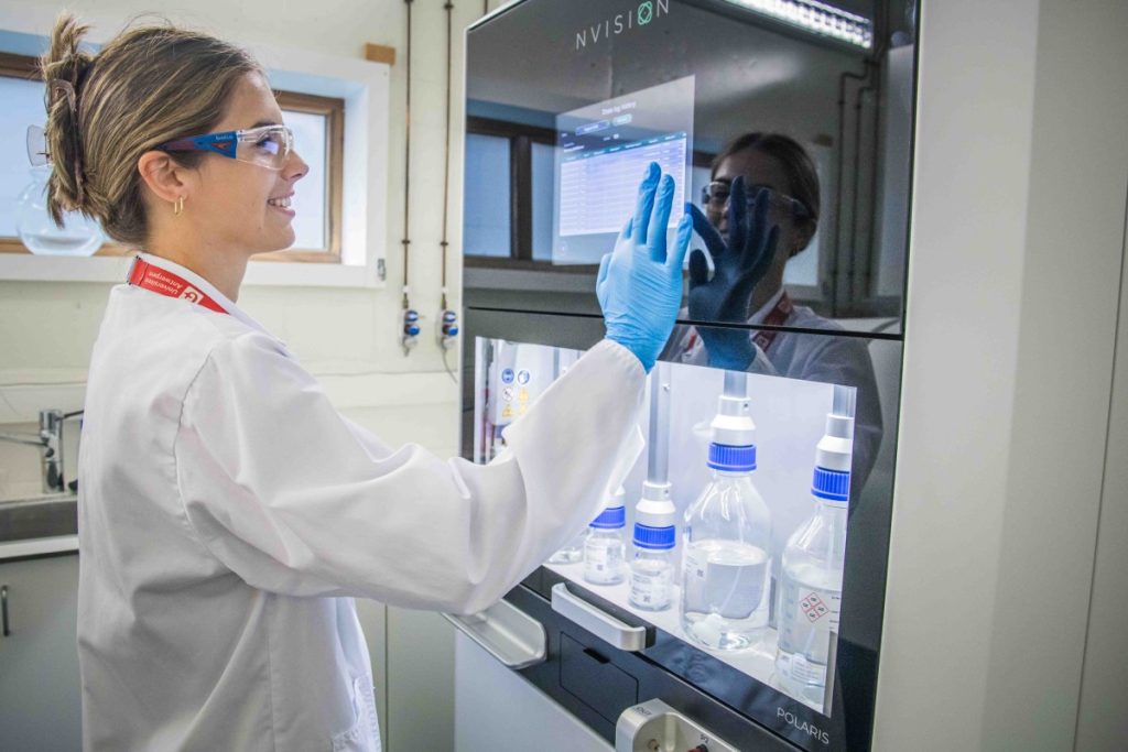 Polaris enhances the magnetic signal of ¹³C-labelled pyruvate. © University of Antwerp